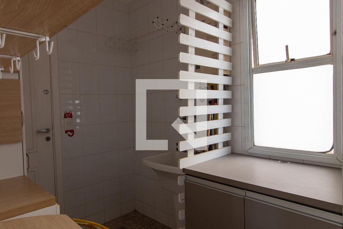 Apartamento à Venda - Mansões Santo Antônio, 3 Quartos,  136 m2 em , Campinas - sp | SoloBR