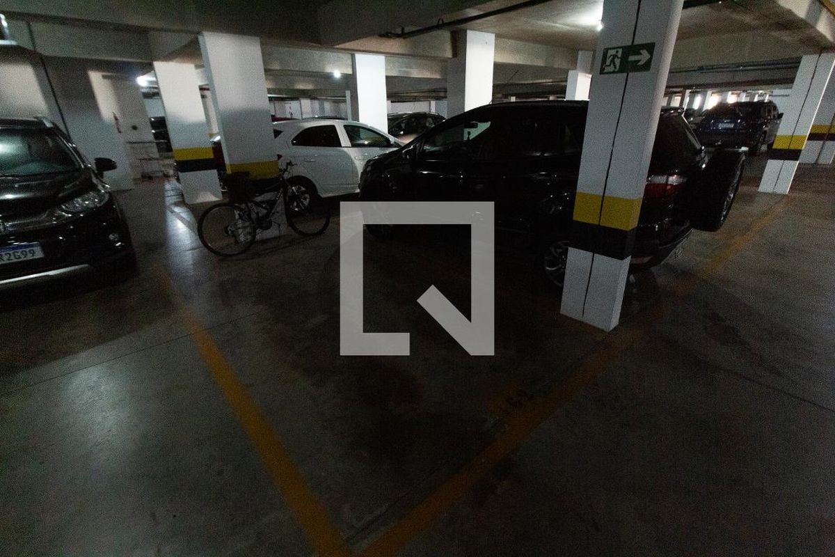 Apartamento à Venda - Mansões Santo Antônio, 3 Quartos,  136 m2 em , Campinas - sp | SoloBR