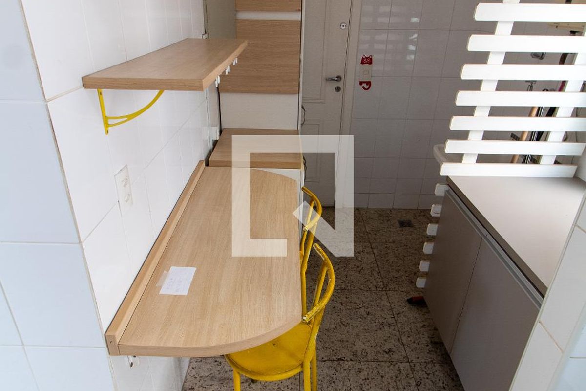 Apartamento à Venda - Mansões Santo Antônio, 3 Quartos,  136 m2 em , Campinas - sp | SoloBR