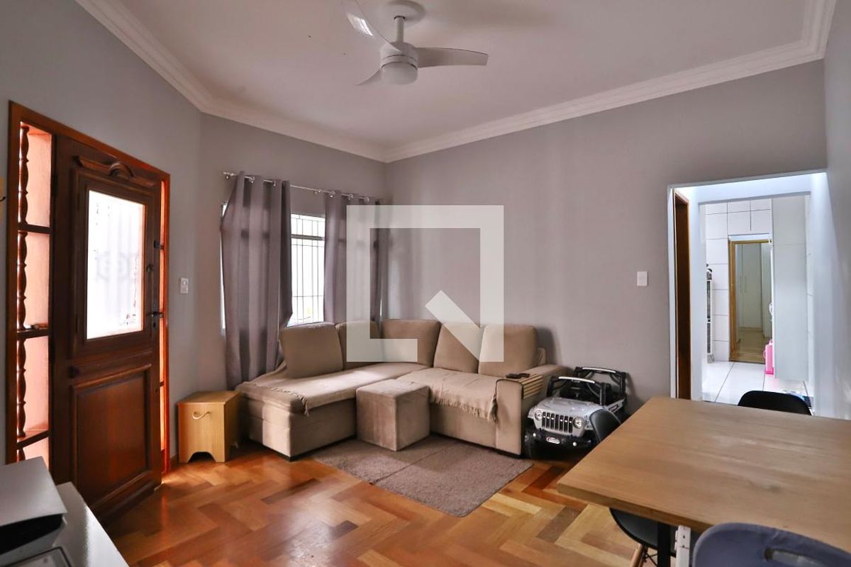 Casa, 3 quartos, 134 m² - Foto 1