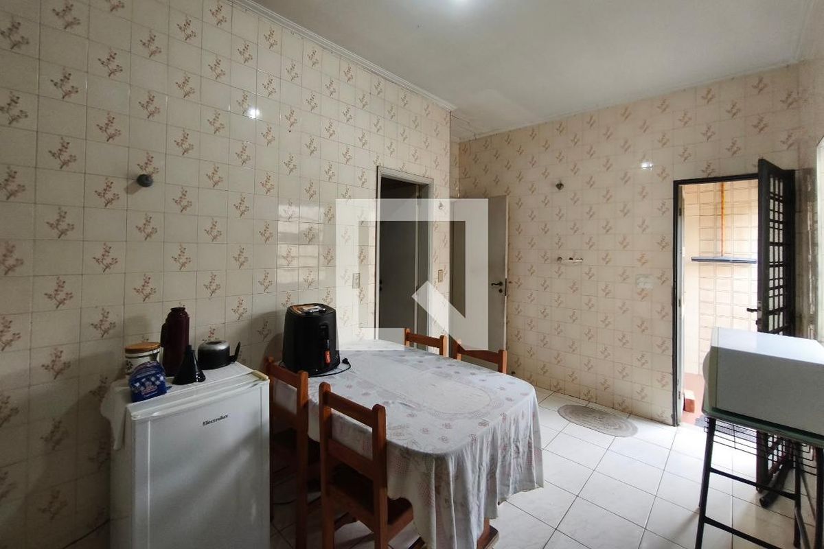 Casa à Venda - Parque Prado, 3 Quartos,  184 m2 em , Campinas - sp | SoloBR
