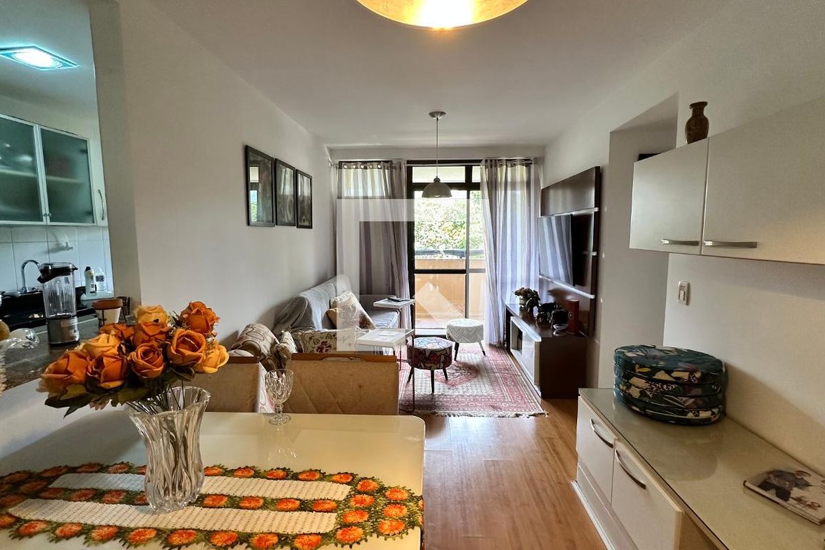 Apartamento, 2 quartos, 70 m² - Foto 2