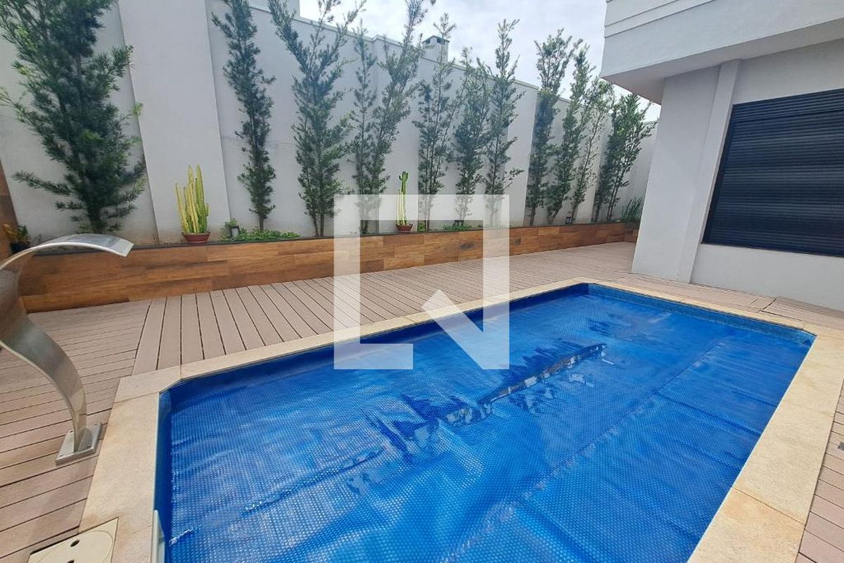 Casa à Venda - Swiss Park, 3 Quartos,  231 m2 em , Campinas - sp | SoloBR