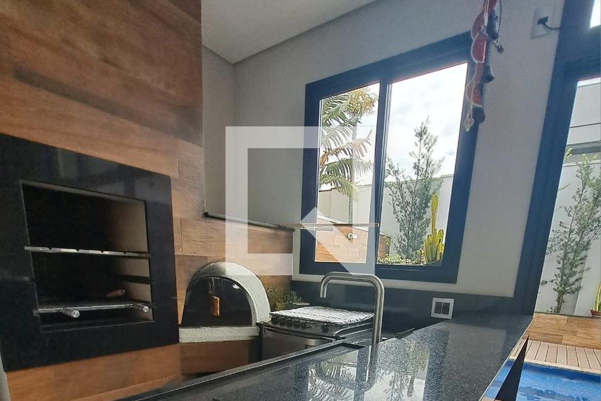 Casa à Venda - Swiss Park, 3 Quartos,  231 m2 em , Campinas - sp | SoloBR