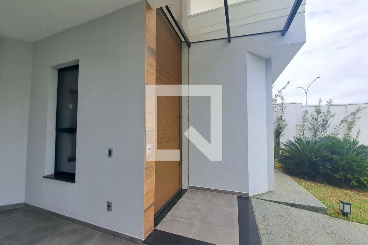 Casa à Venda - Swiss Park, 3 Quartos,  231 m2 em , Campinas - sp | SoloBR