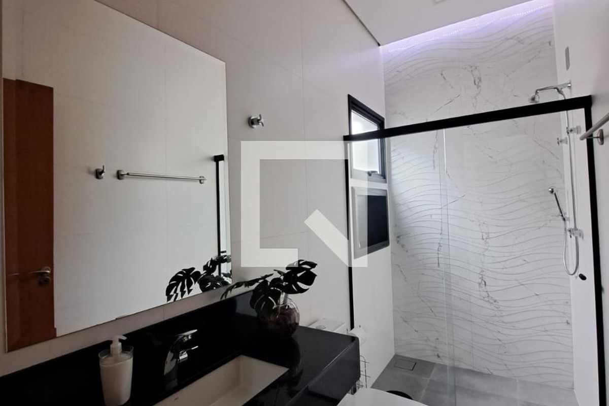 Casa à Venda - Swiss Park, 3 Quartos,  231 m2 em , Campinas - sp | SoloBR