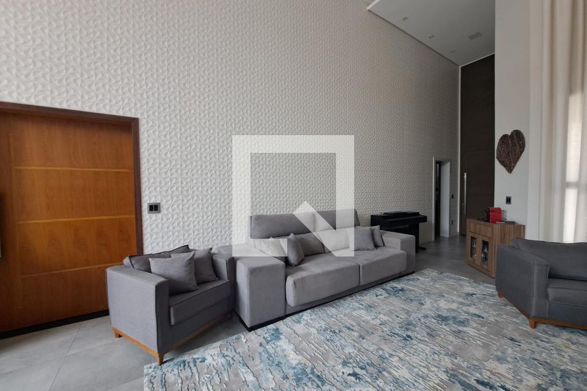 Casa à Venda - Swiss Park, 3 Quartos,  231 m2 em , Campinas - sp | SoloBR