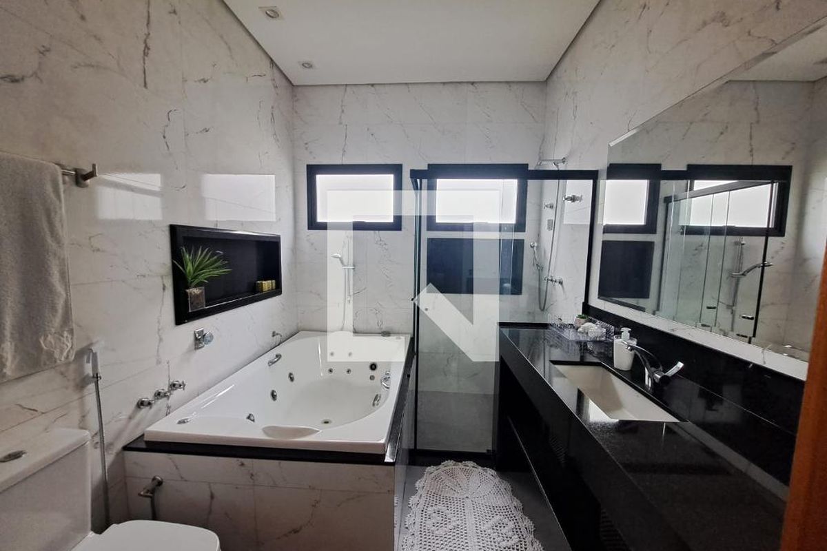 Casa à Venda - Swiss Park, 3 Quartos,  231 m2 em , Campinas - sp | SoloBR