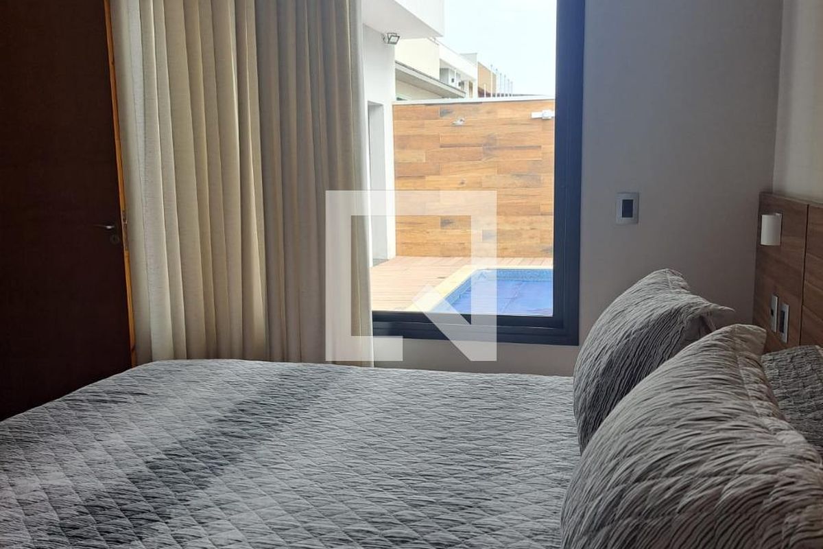 Casa à Venda - Swiss Park, 3 Quartos,  231 m2 em , Campinas - sp | SoloBR