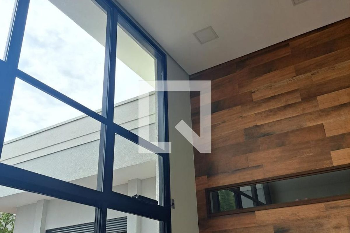 Casa à Venda - Swiss Park, 3 Quartos,  231 m2 em , Campinas - sp | SoloBR
