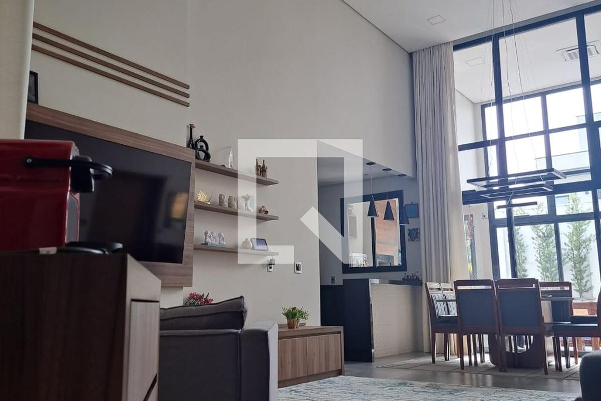 Casa à Venda - Swiss Park, 3 Quartos,  231 m2 em , Campinas - sp | SoloBR