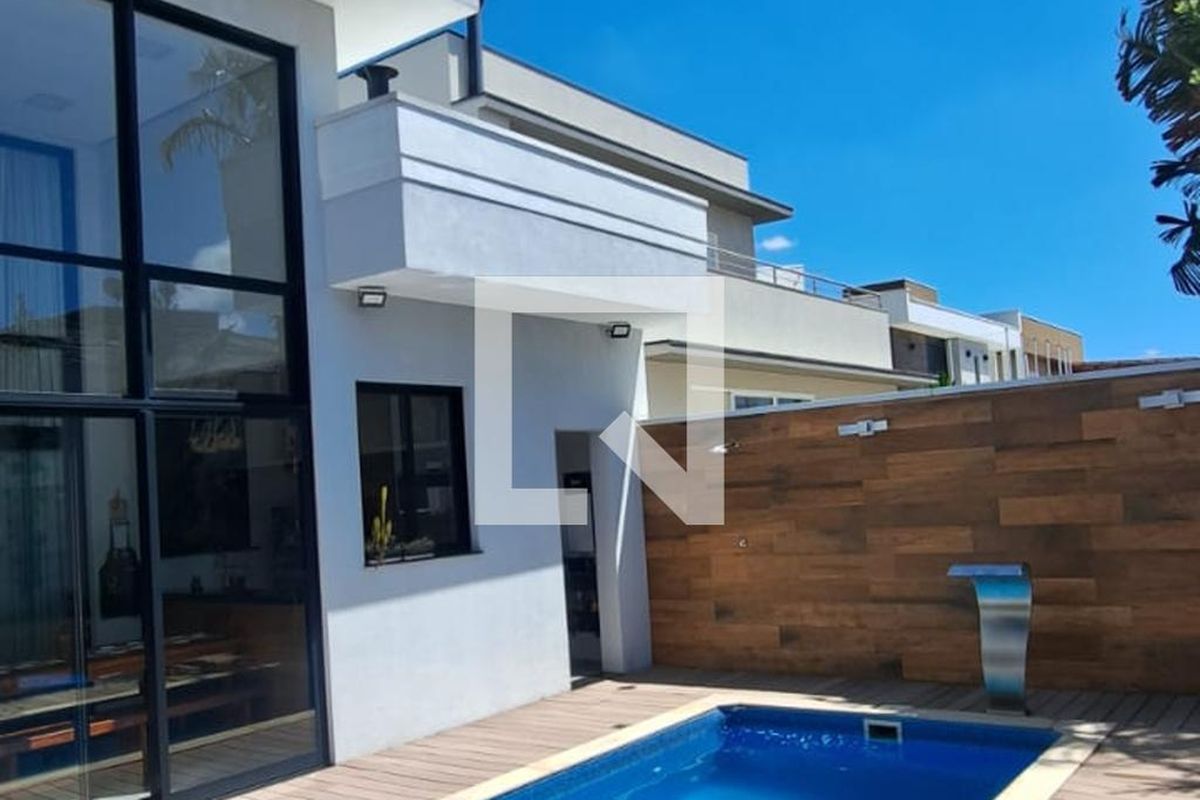 Casa à Venda - Swiss Park, 3 Quartos,  231 m2 em , Campinas - sp | SoloBR