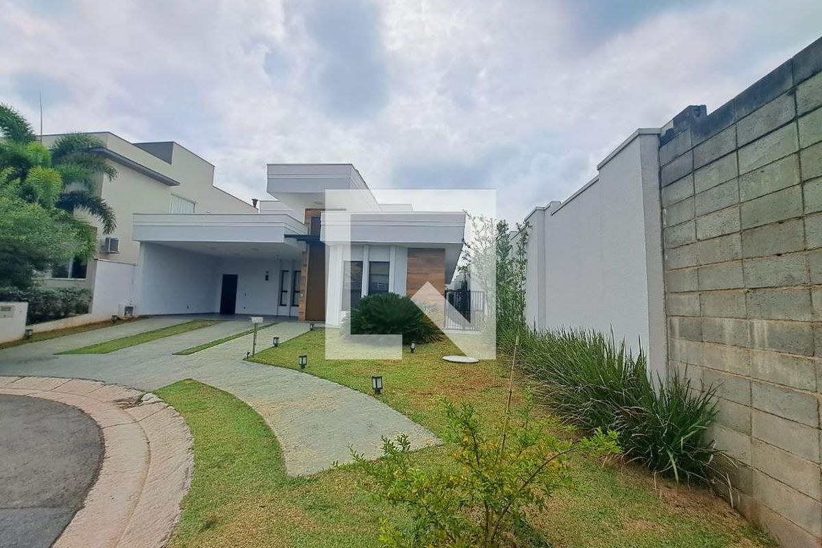 Casa à Venda - Swiss Park, 3 Quartos,  231 m2 em , Campinas - sp | SoloBR