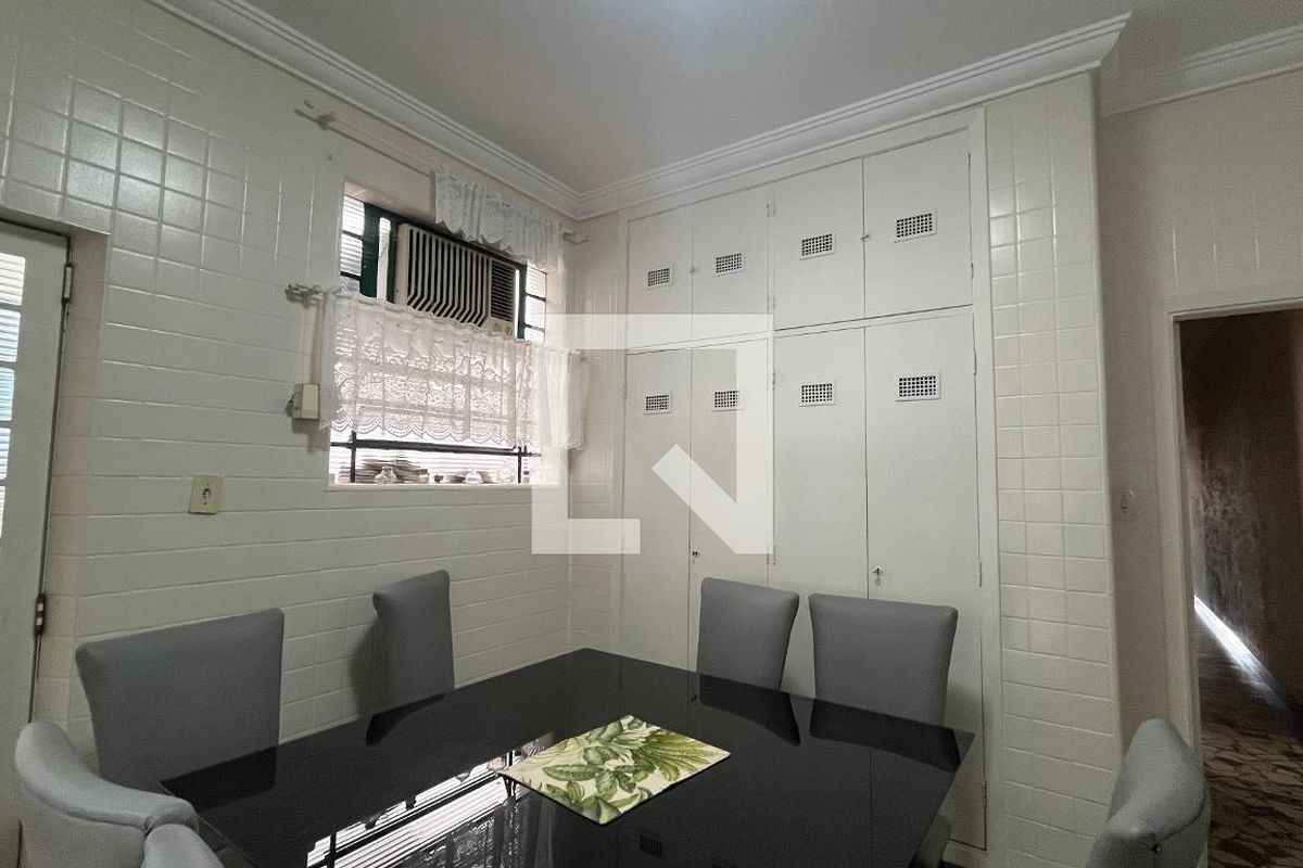 Casa à Venda - Guanabara, 3 Quartos,  160 m2 em , Campinas - sp | SoloBR