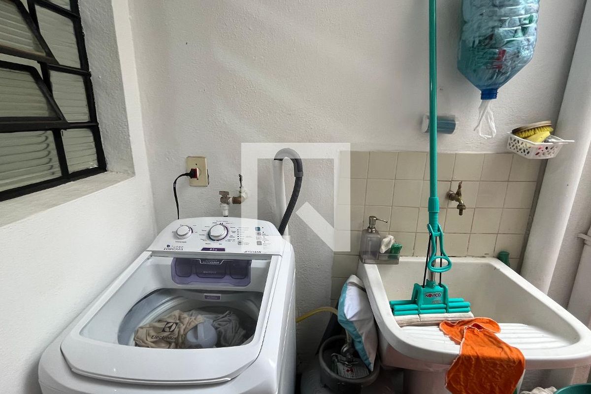 Casa à Venda - Guanabara, 3 Quartos,  160 m2 em , Campinas - sp | SoloBR