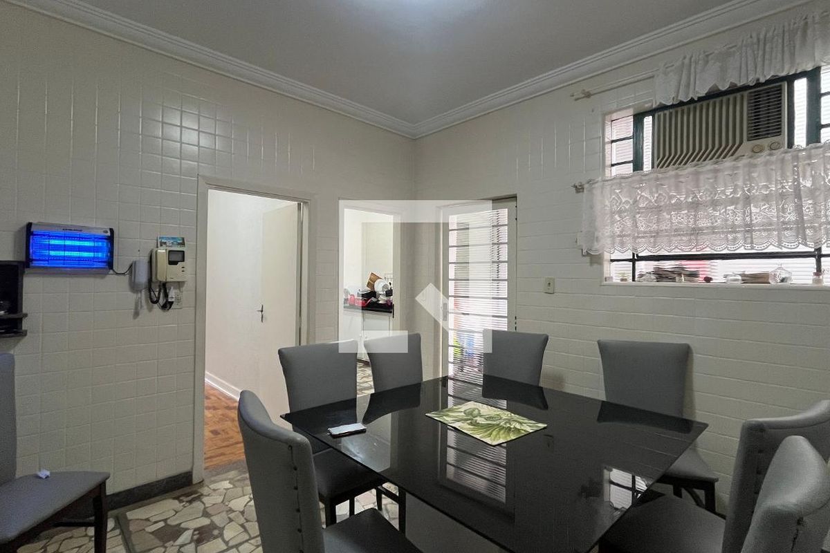 Casa à Venda - Guanabara, 3 Quartos,  160 m2 em , Campinas - sp | SoloBR