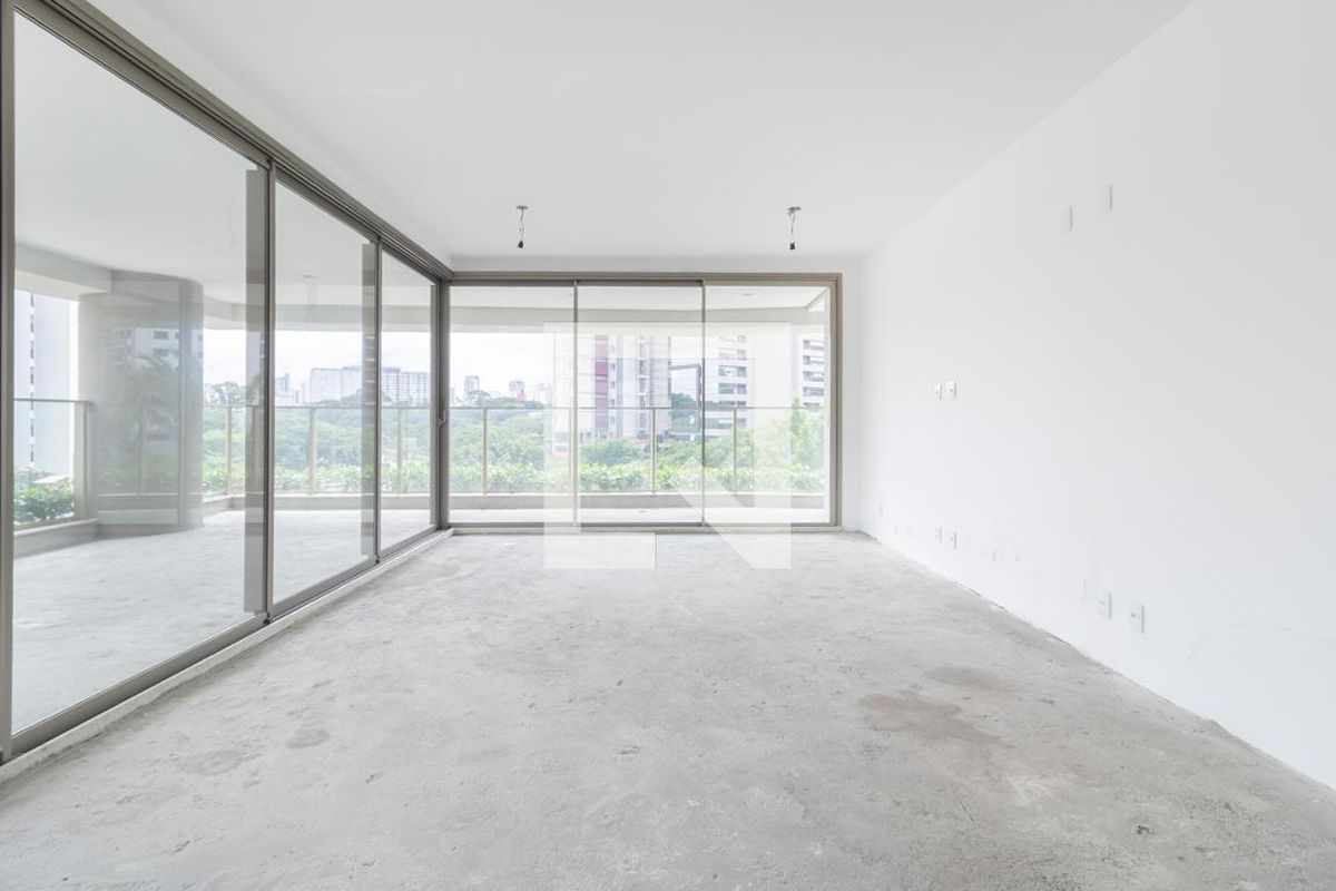 Apartamento, 3 quartos, 217 m² - Foto 2