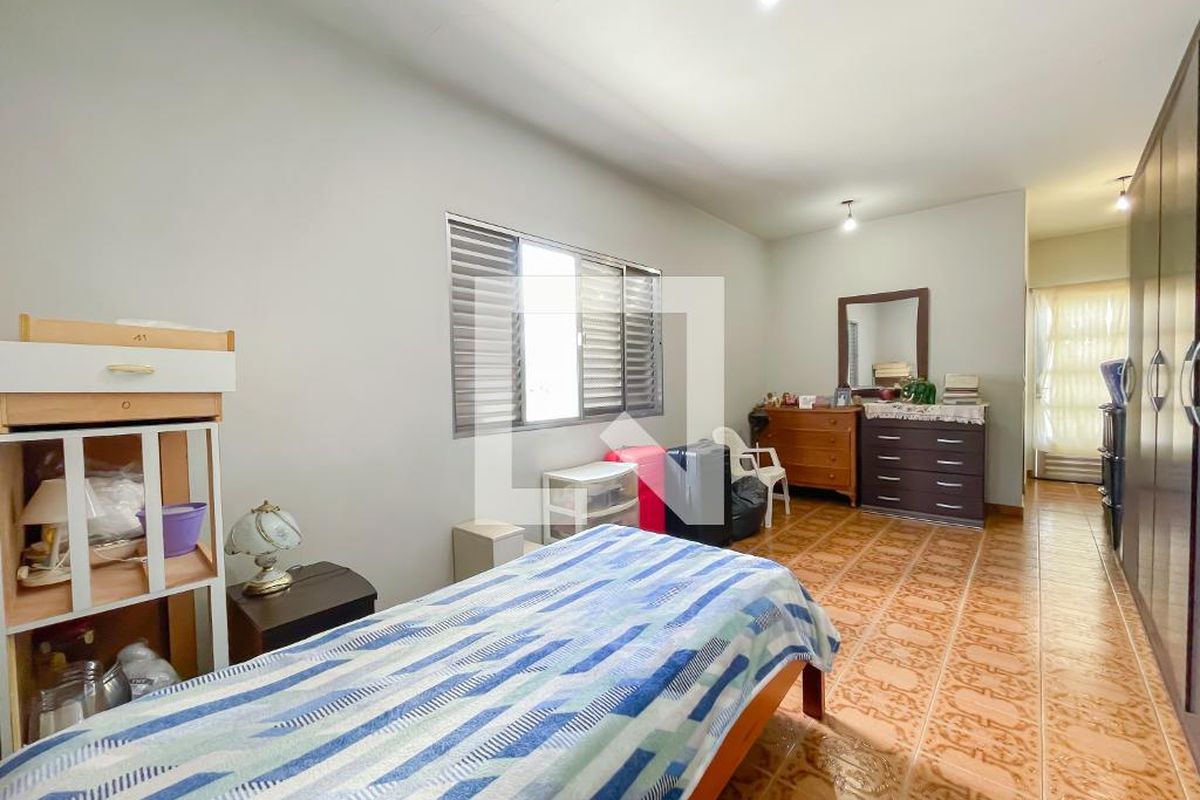 Casa, 4 quartos, 210 m² - Foto 11