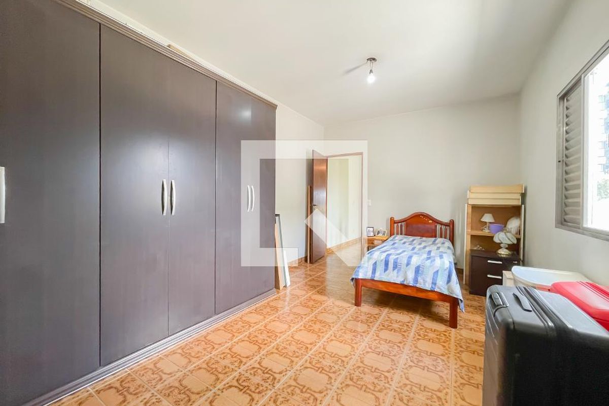 Casa, 4 quartos, 210 m² - Foto 15