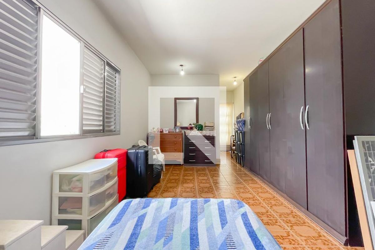 Casa, 4 quartos, 210 m² - Foto 13