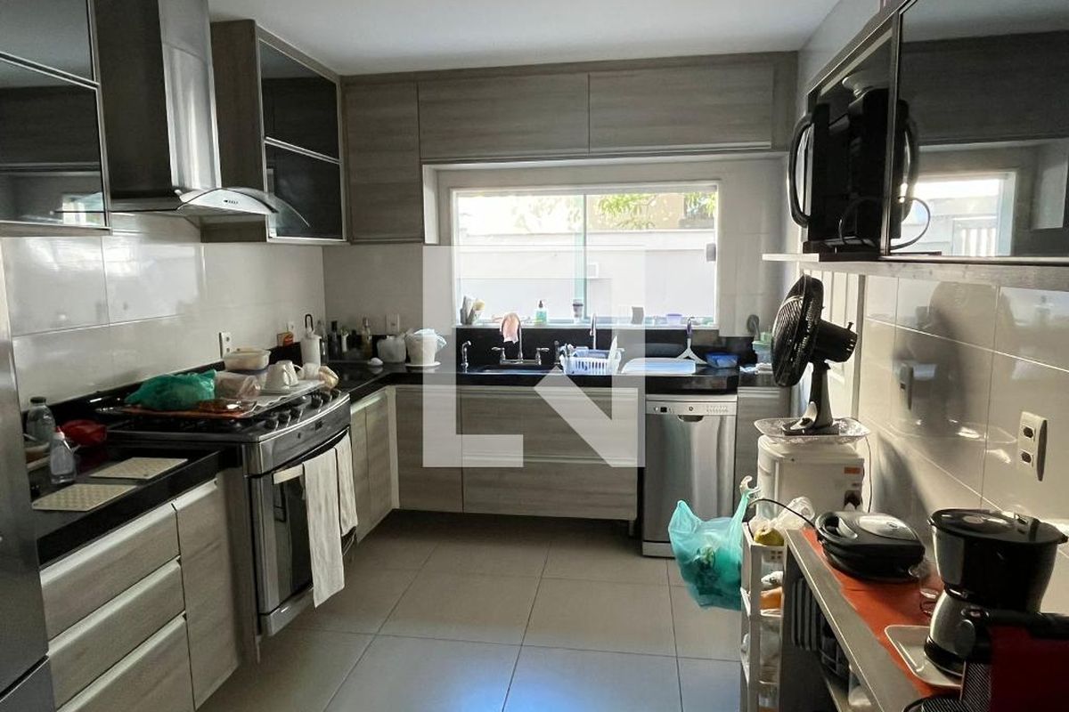 Casa, 4 quartos, 320 m² - Foto 50