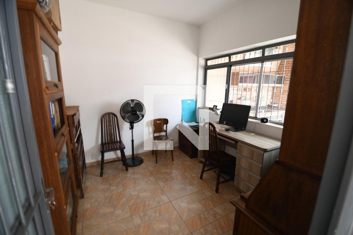 Casa à Venda - Barão Geraldo - Centro, 3 Quartos,  200 m2 em , Campinas - sp | SoloBR
