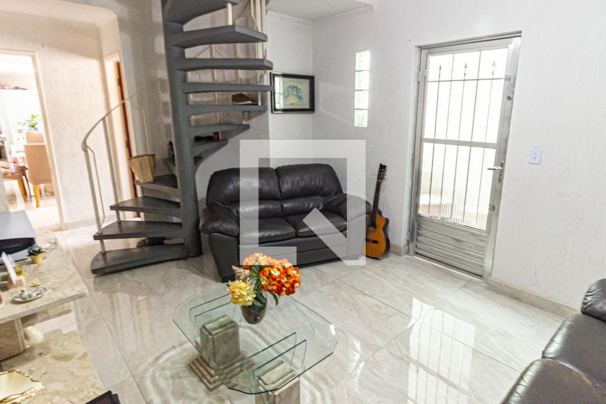Casa, 3 quartos, 136 m² - Foto 2