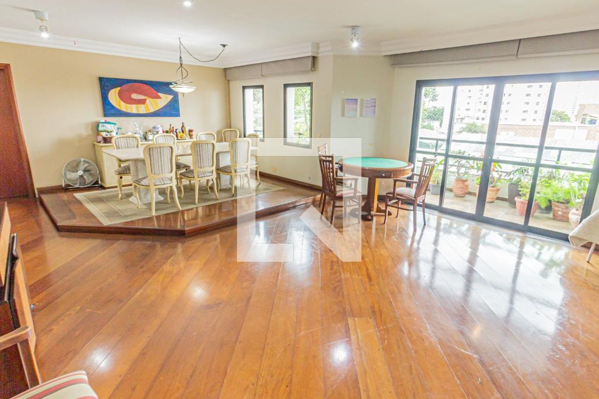 Apartamento, 3 quartos, 162 m² - Foto 1