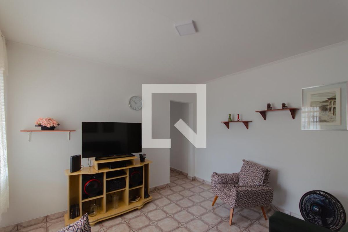 Casa, 2 quartos, 528 m² - Foto 4