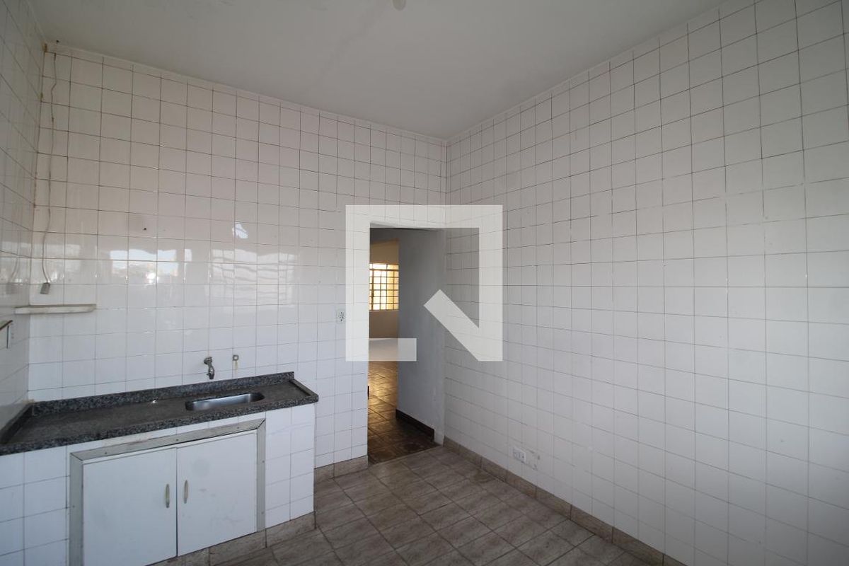 Casa, 4 quartos, 200 m² - Foto 39