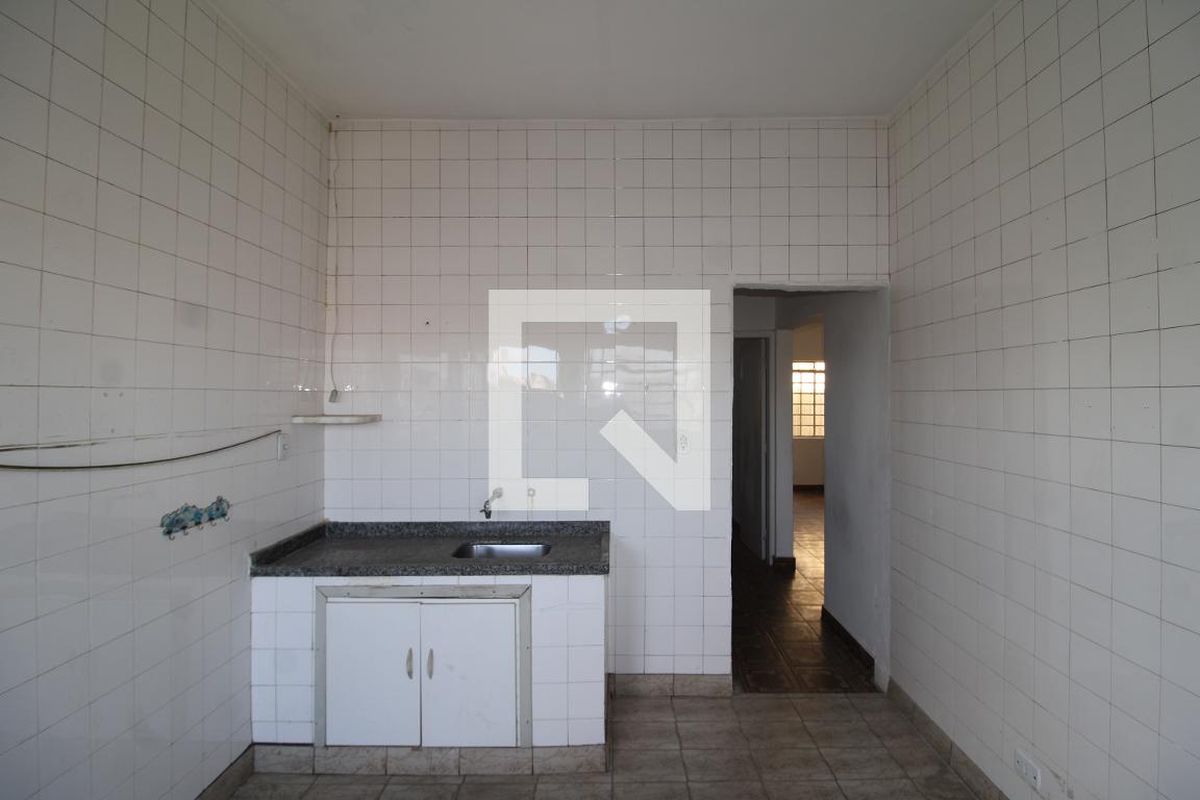 Casa, 4 quartos, 200 m² - Foto 31