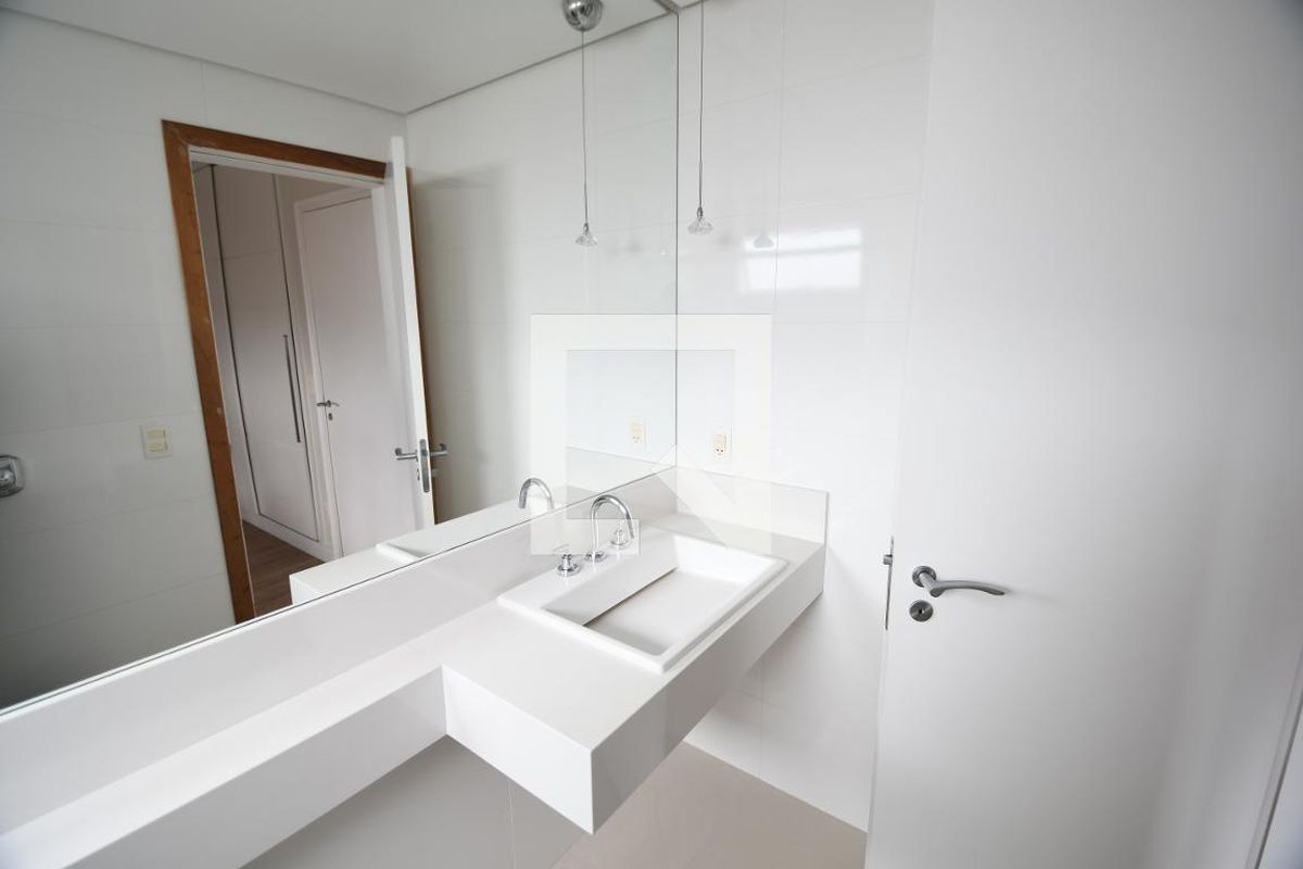 Apartamento à Venda - Jardim Flamboyant, 2 Quartos,  106 m2 em , Campinas - sp | SoloBR