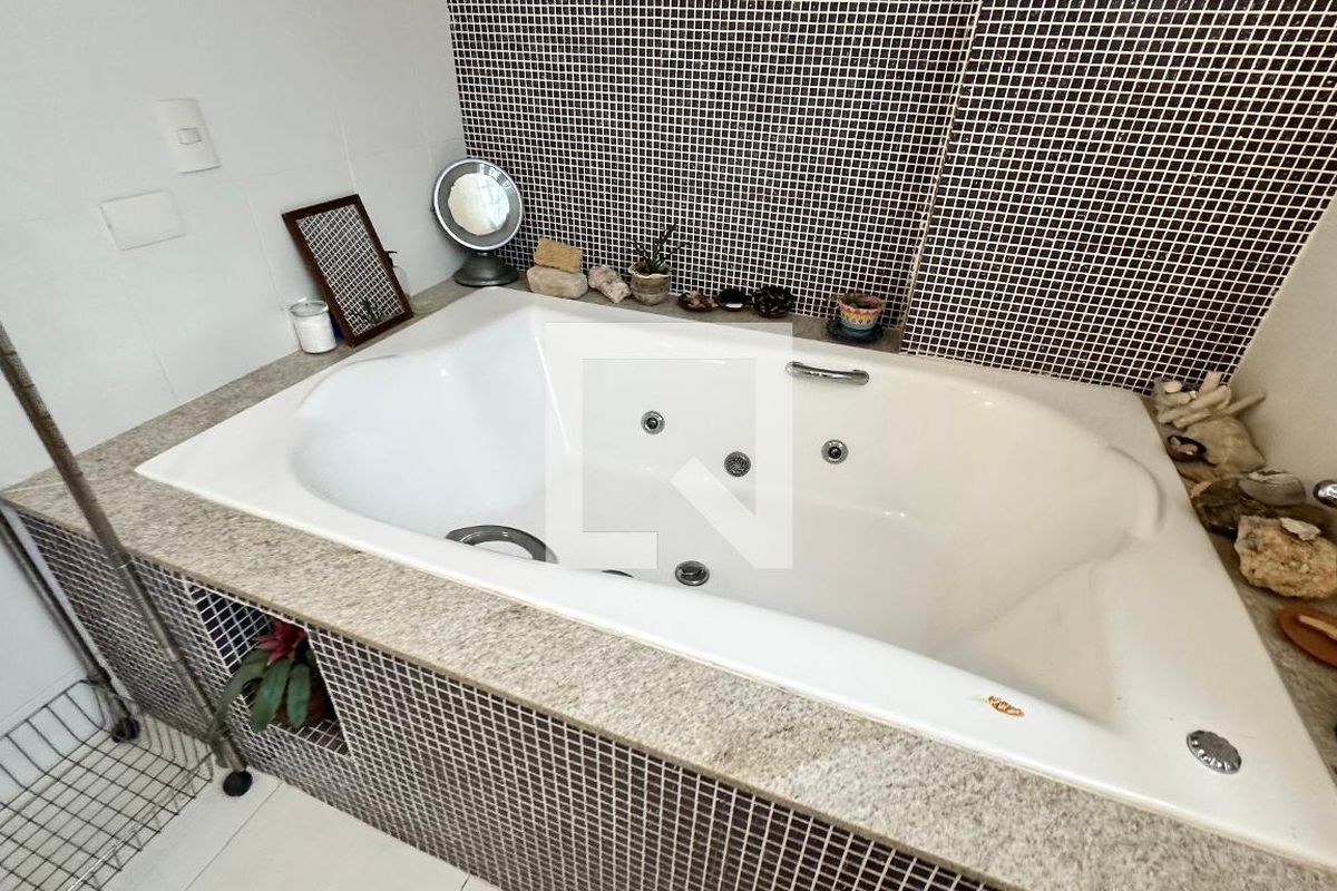 Casa, 5 quartos, 300 m² - Foto 52