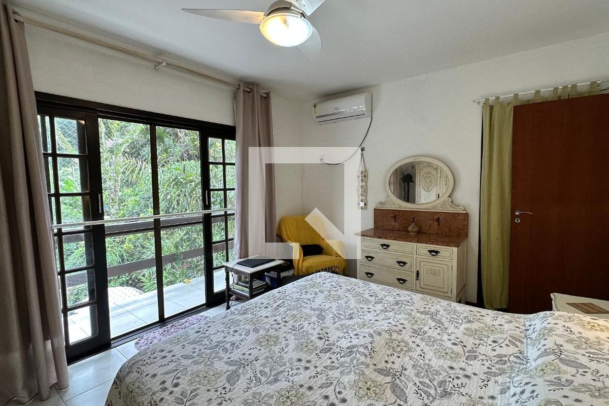 Casa, 5 quartos, 300 m² - Foto 38