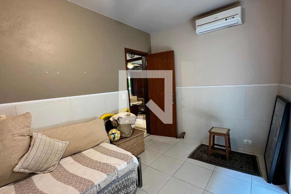 Casa, 5 quartos, 300 m² - Foto 26