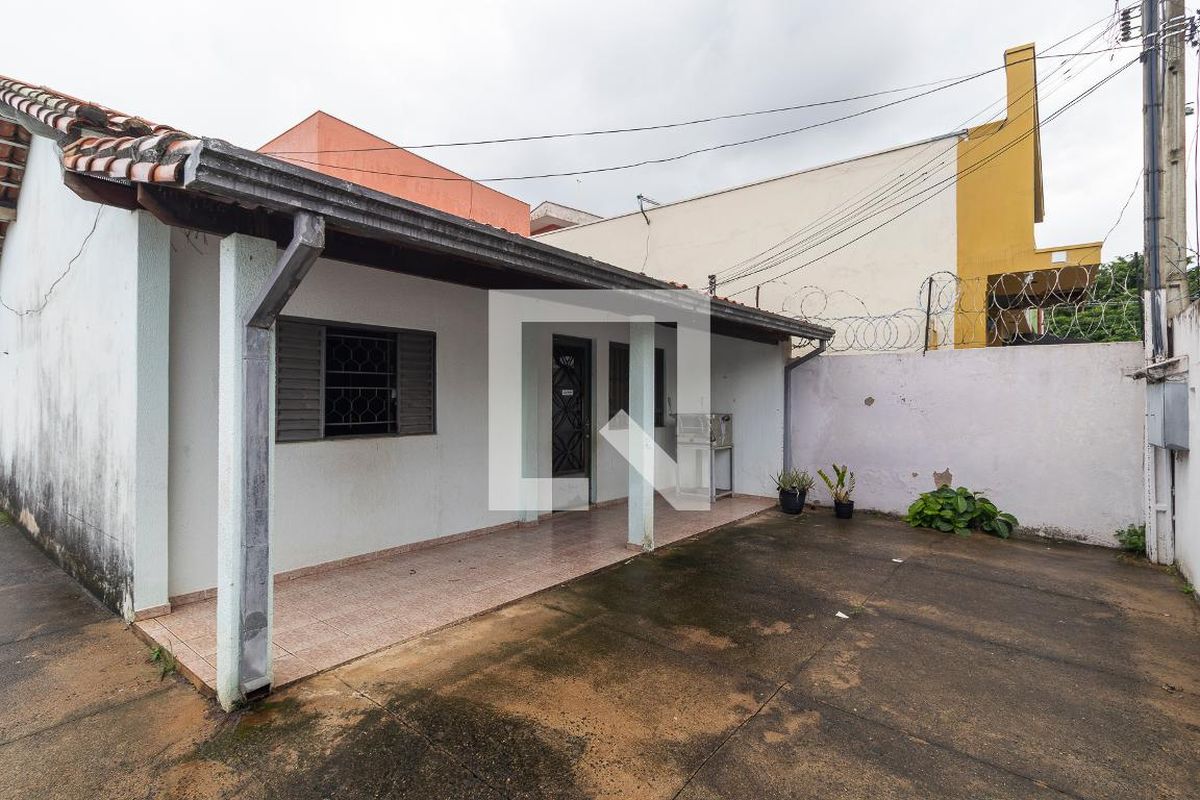 Casa à Venda - Taquaral, 2 Quartos,  175 m2 em , Campinas - sp | SoloBR