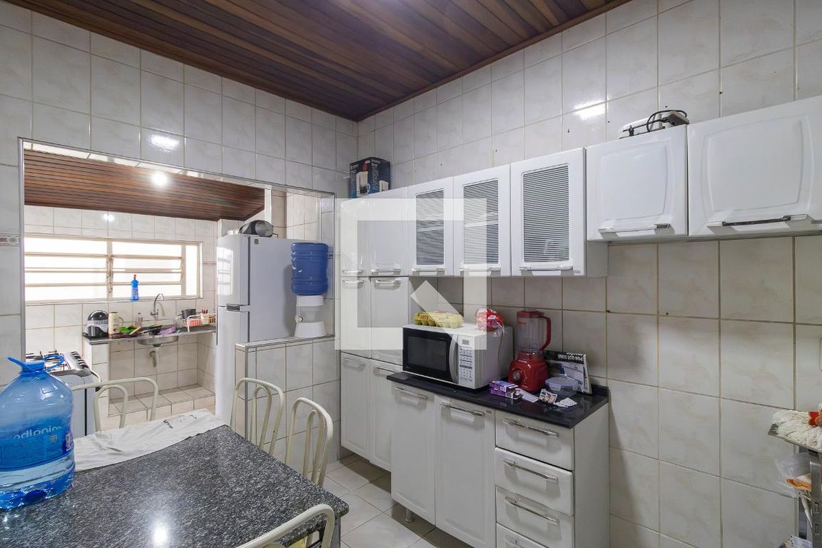 Casa à Venda - Taquaral, 2 Quartos,  175 m2 em , Campinas - sp | SoloBR