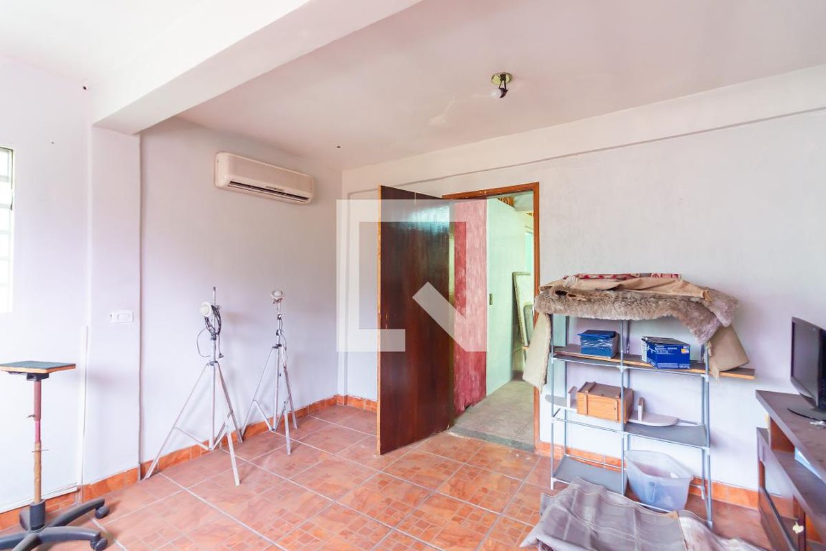 Casa, 2 quartos, 220 m² - Foto 64