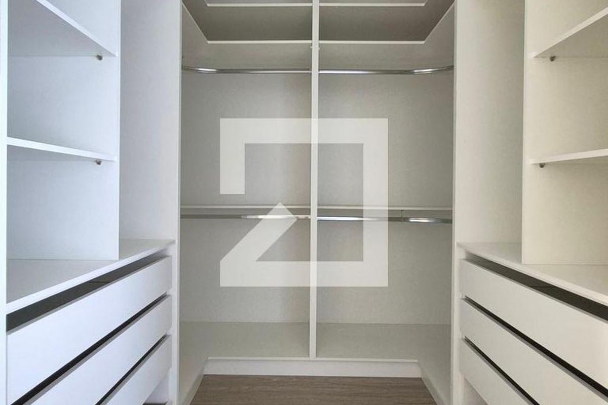 Casa à Venda - Swiss Park, 3 Quartos,  280 m2 em , Campinas - sp | SoloBR