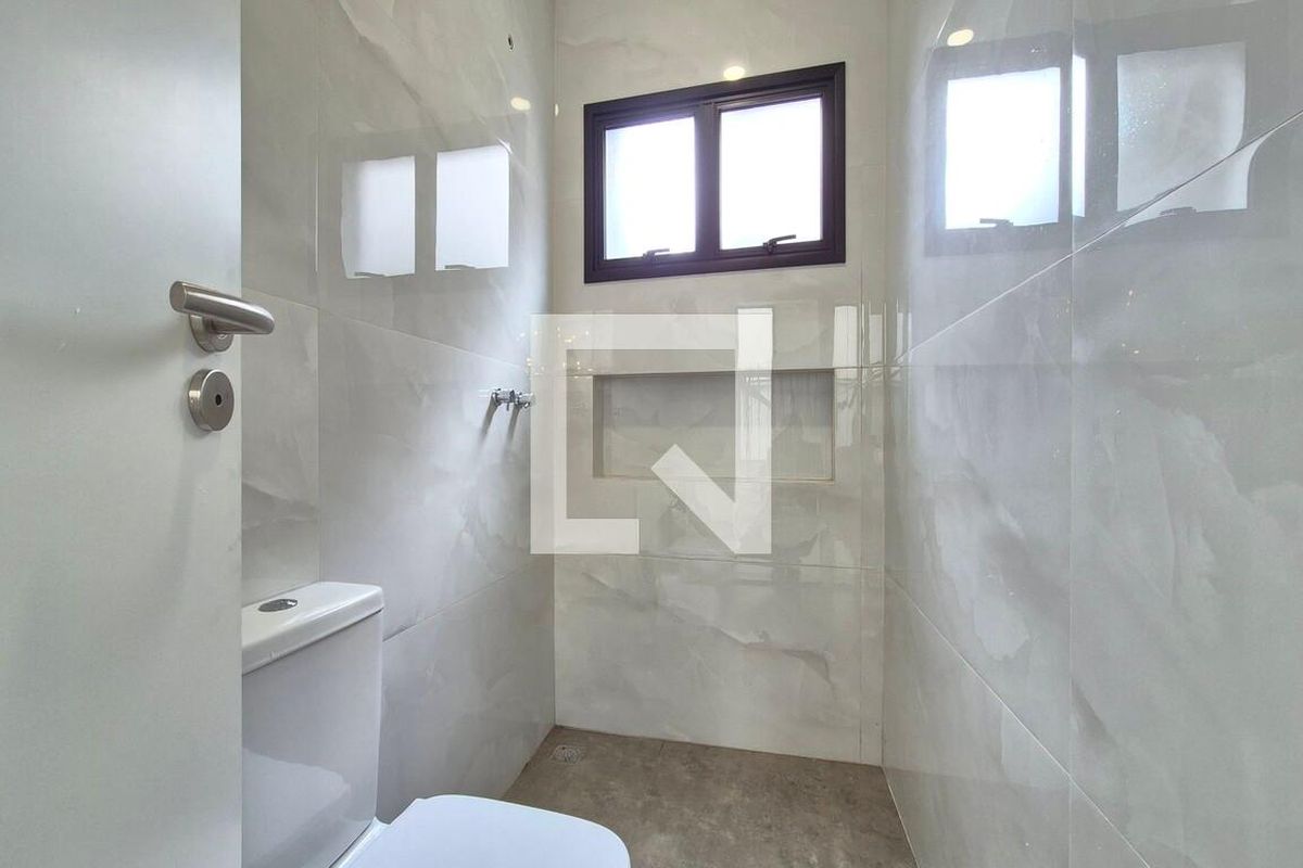 Casa à Venda - Swiss Park, 3 Quartos,  280 m2 em , Campinas - sp | SoloBR