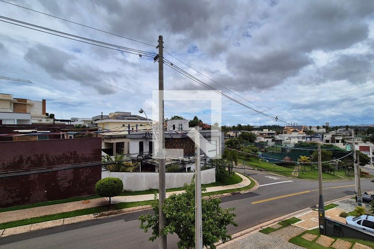 Casa à Venda - Swiss Park, 3 Quartos,  280 m2 em , Campinas - sp | SoloBR