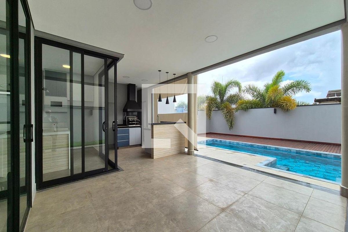Casa à Venda - Swiss Park, 3 Quartos,  280 m2 em , Campinas - sp | SoloBR
