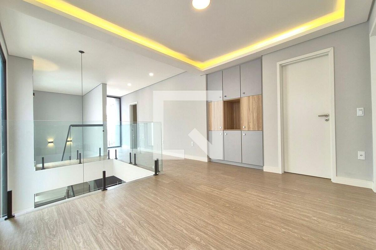 Casa à Venda - Swiss Park, 3 Quartos,  280 m2 em , Campinas - sp | SoloBR