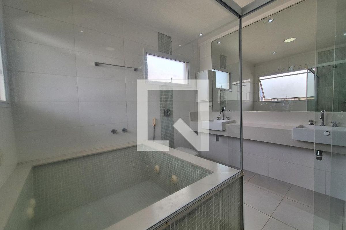 Casa, 4 quartos, 370 m² - Foto 102