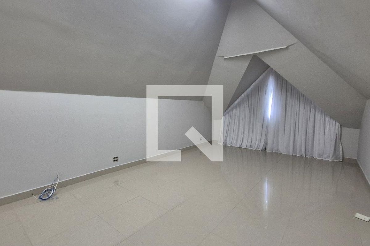 Casa, 4 quartos, 370 m² - Foto 32