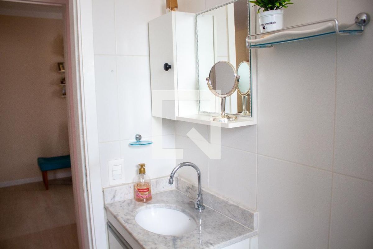 Casa à Venda - Jardim do Lago, 2 Quartos,  50 m2 em , Campinas - sp | SoloBR