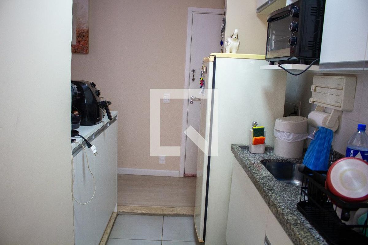 Casa à Venda - Jardim do Lago, 2 Quartos,  50 m2 em , Campinas - sp | SoloBR