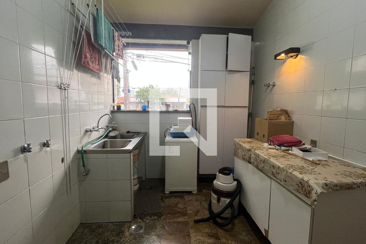 Casa à Venda - Guanabara, 5 Quartos,  345 m2 em , Campinas - sp | SoloBR