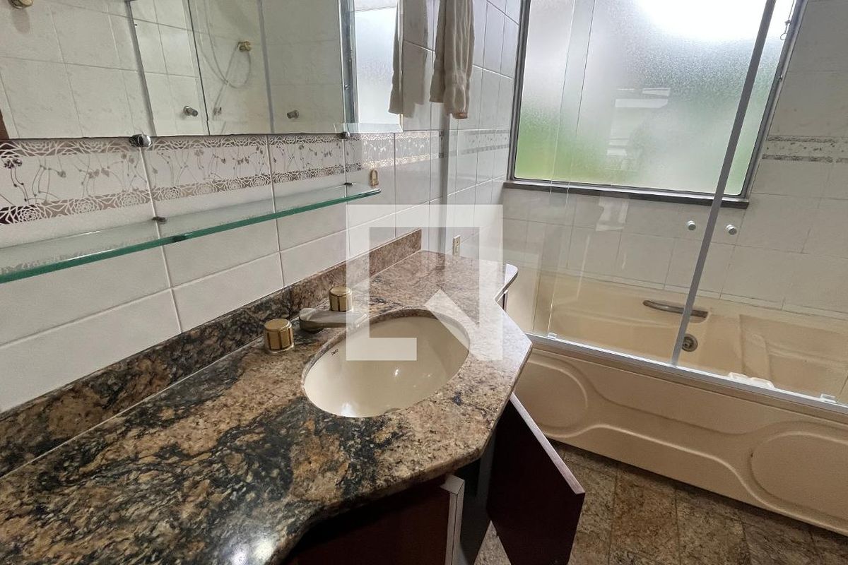 Casa à Venda - Guanabara, 5 Quartos,  345 m2 em , Campinas - sp | SoloBR