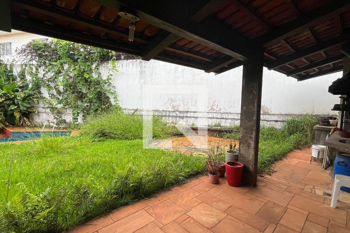 Casa à Venda - Guanabara, 5 Quartos,  345 m2 em , Campinas - sp | SoloBR